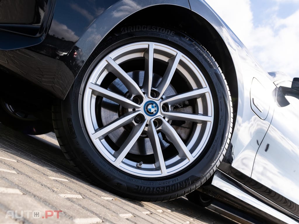 BMW 320 e Auto