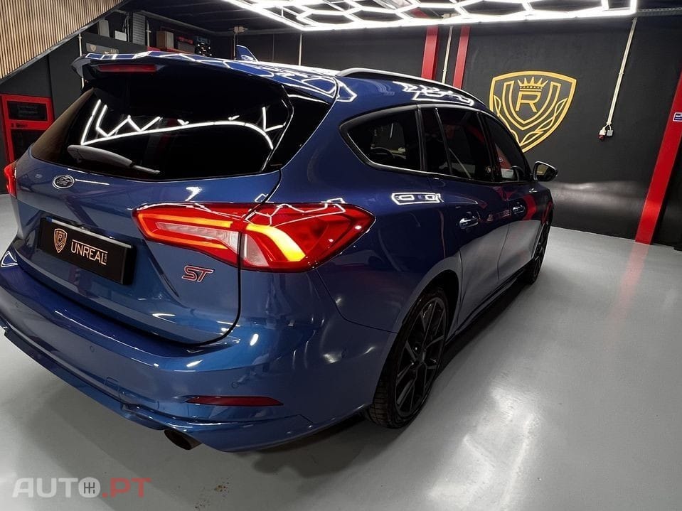 Ford Focus SW 2.3 EcoBoost S&S ST