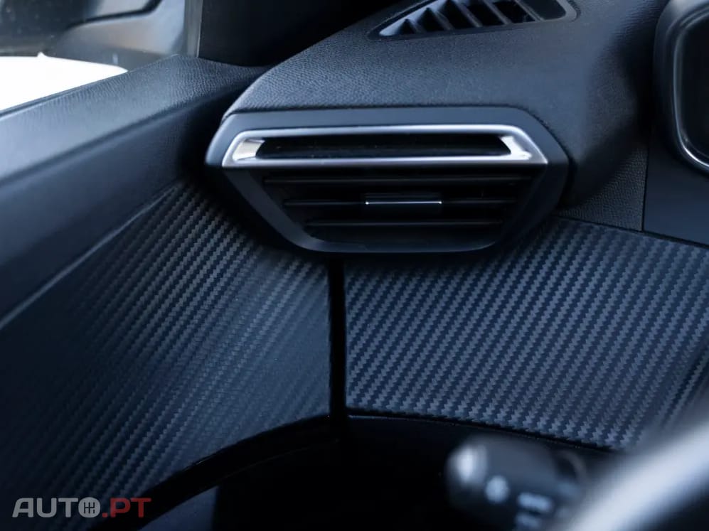 Peugeot E-2008 50 kWh GT Pack