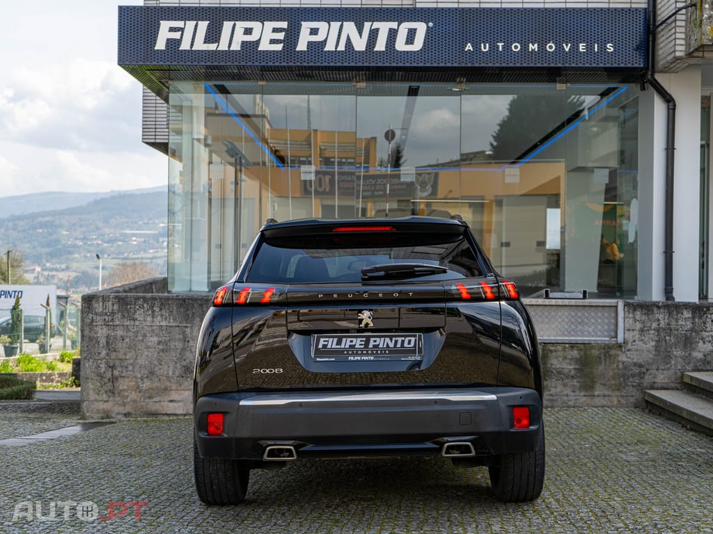 Peugeot 2008 1.2 PureTech Allure Pack