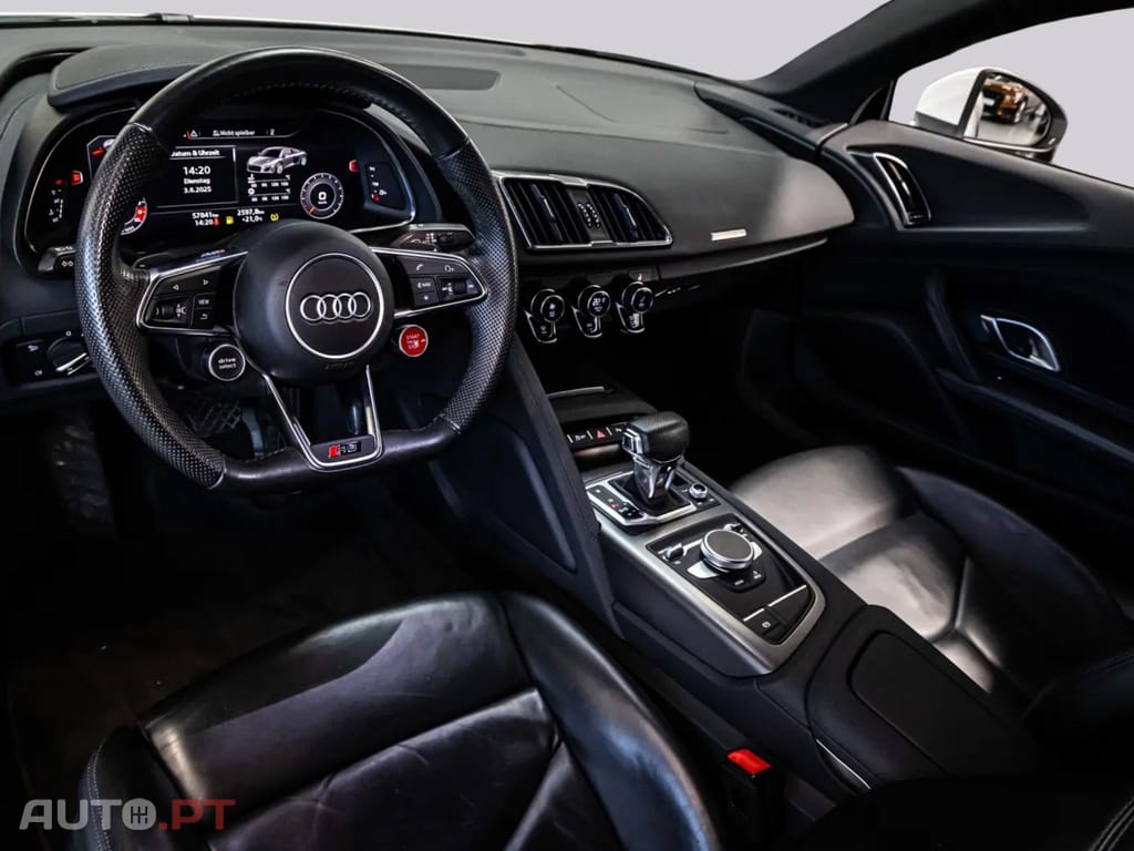 Audi R8 5.2FSi V10 RWD