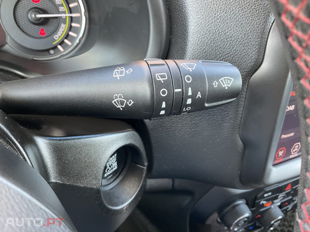 Jeep Renegade 1.3 TG Trailhawk