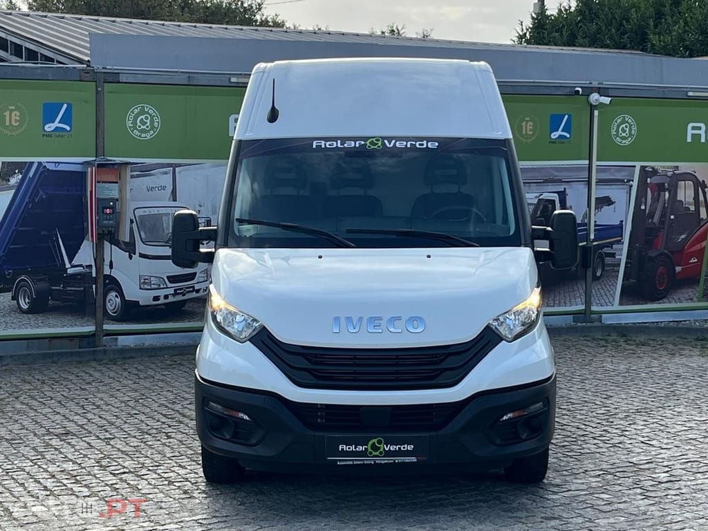 Iveco Daily 3.0  180 CV  L 4 H 2