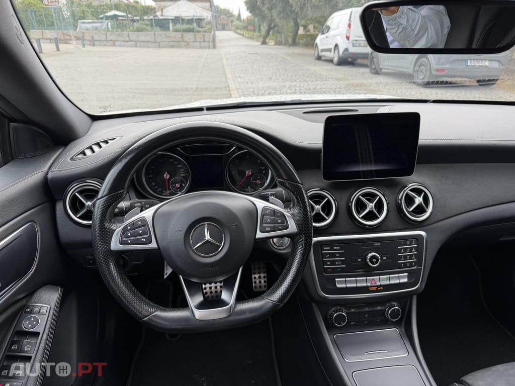 Mercedes-Benz CLA 180 d Shooting Brake AMG Line Aut.