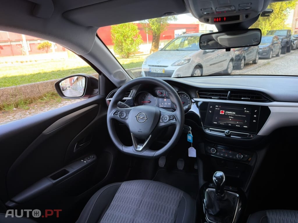 Opel Corsa 1.2 Business Edition — fotografia 18