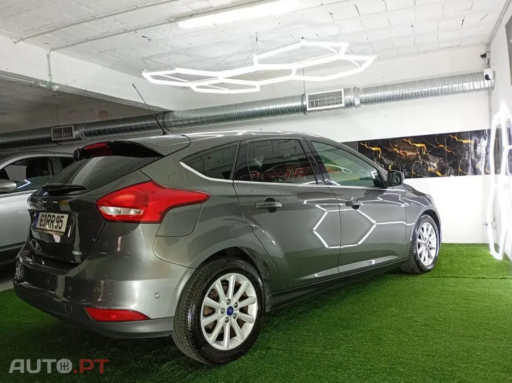 Ford Focus 1.0 SCTi ST-Line