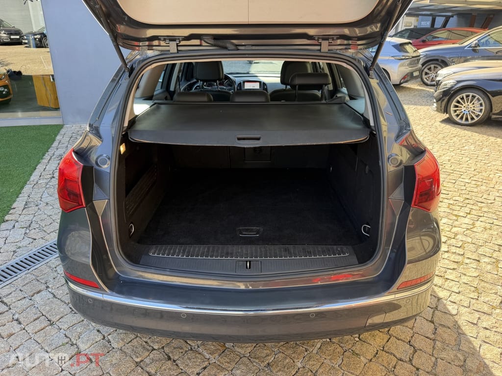 Opel Astra 1.6 CDTi
