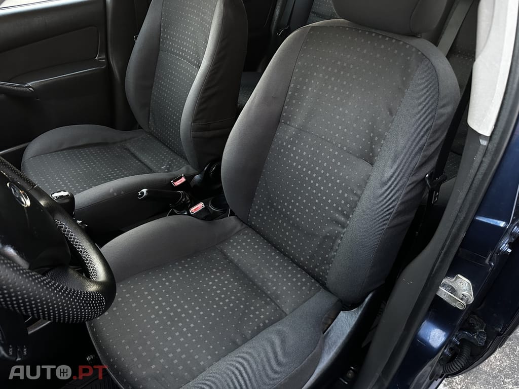 Ford Focus 1.8 TDdi Ghia