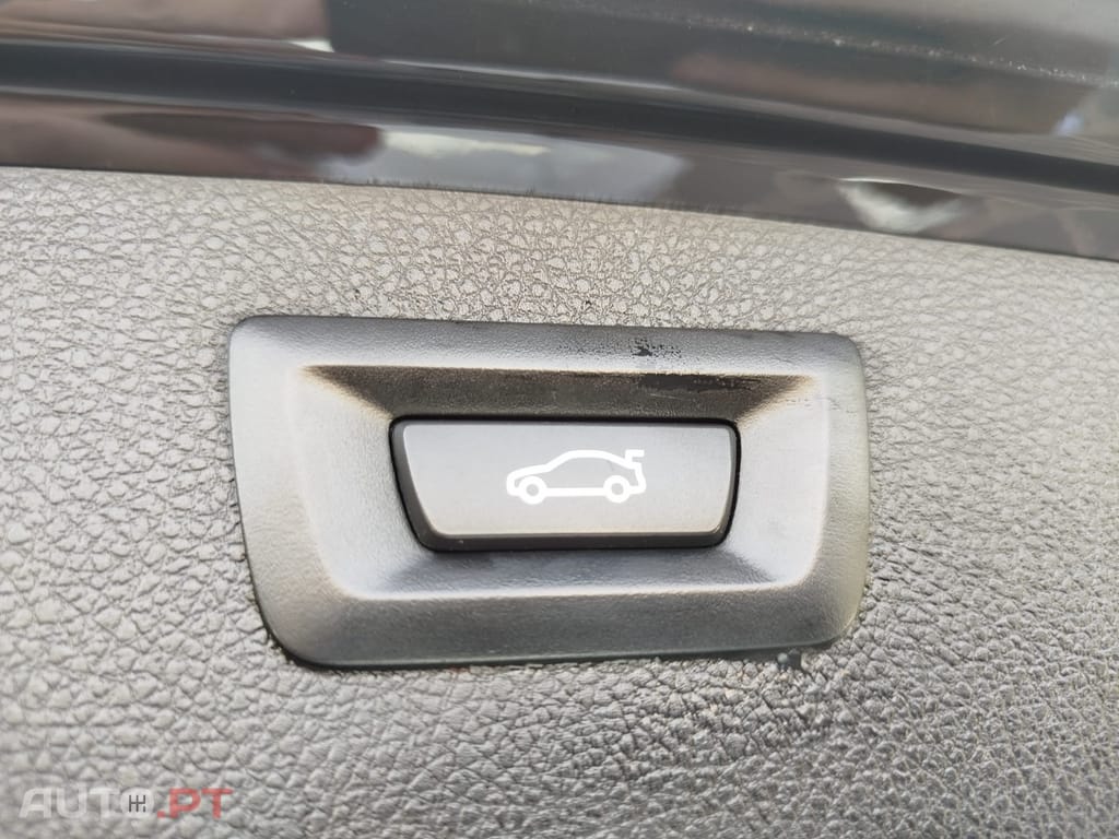 BMW 320 d Touring Pack M