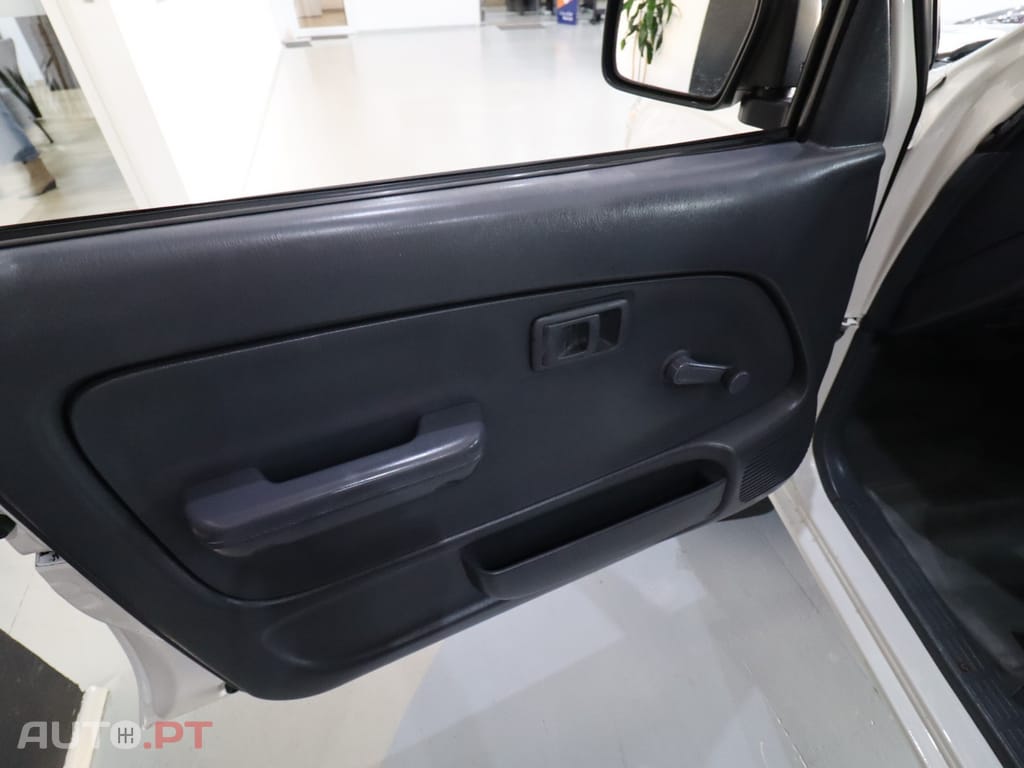 Toyota Hilux 2.5 D4-D CD CM