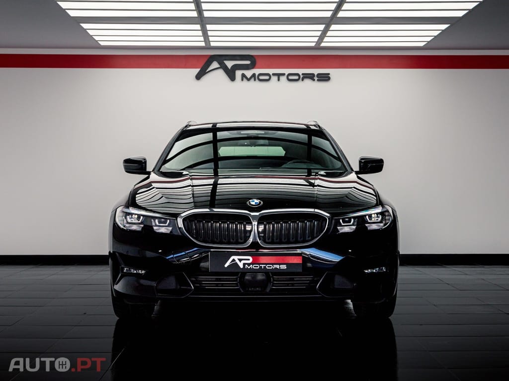 BMW 330 e Touring Line Sport Auto