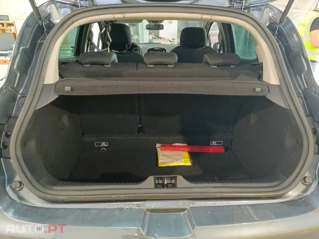 Renault Clio 0.9 TCe Limited Bi-Fuel