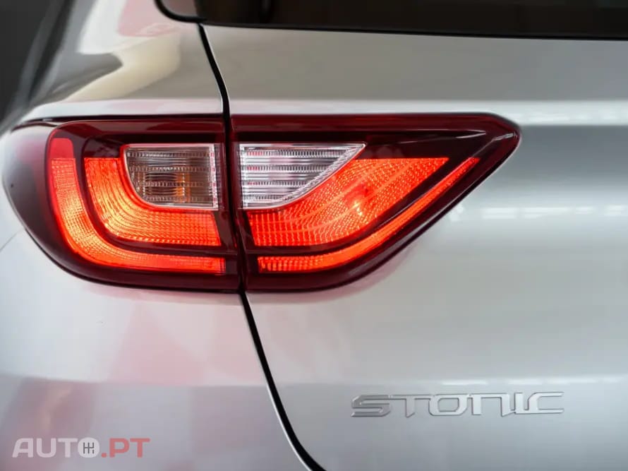Kia Stonic 1.2 MPi Vibe