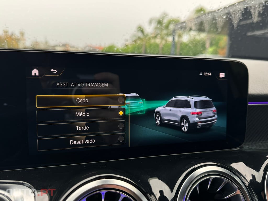 Mercedes-Benz GLB 220 d AMG Line