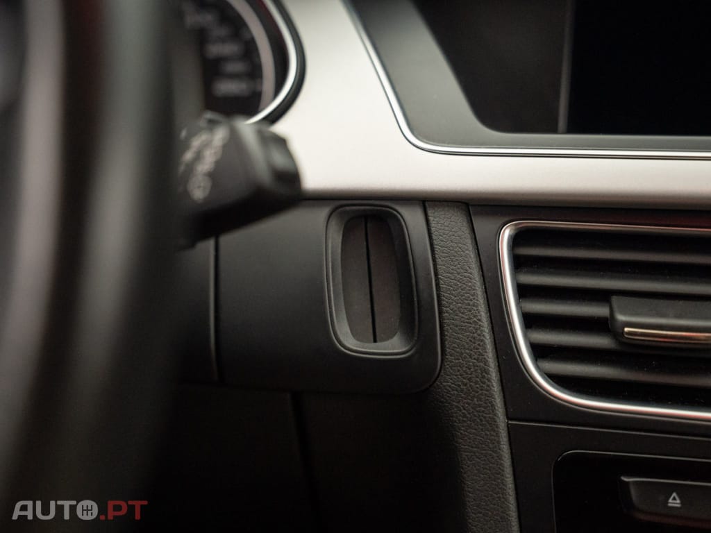 Audi A4 Avant 2.0 TDi S-line