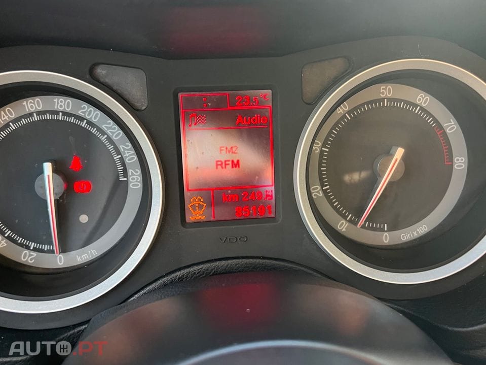 Alfa Romeo Spider 2.2 JTS