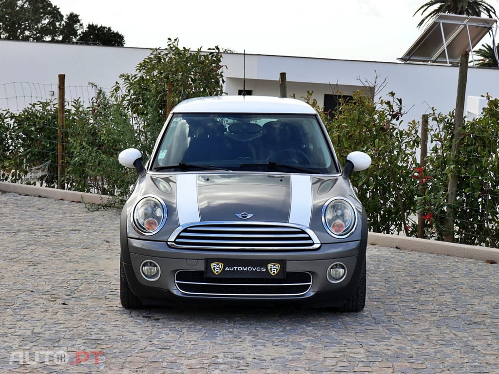 MINI Cooper Cooper D