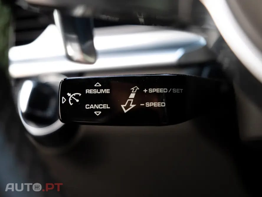 Porsche Panamera 4 E-Hybrid Platinum Edition
