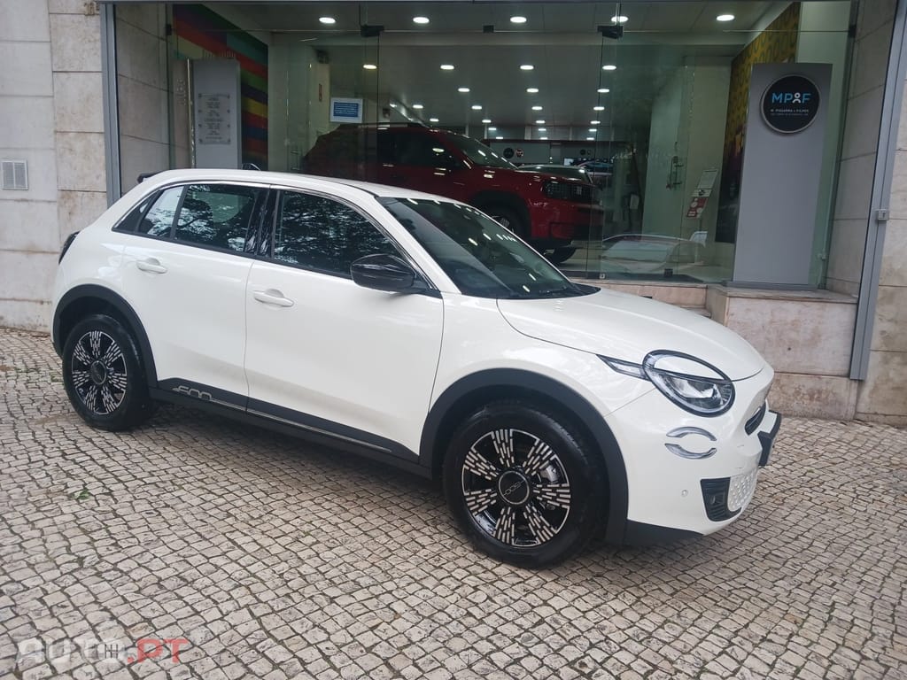 Fiat 600 1.2 Hybrid Icon