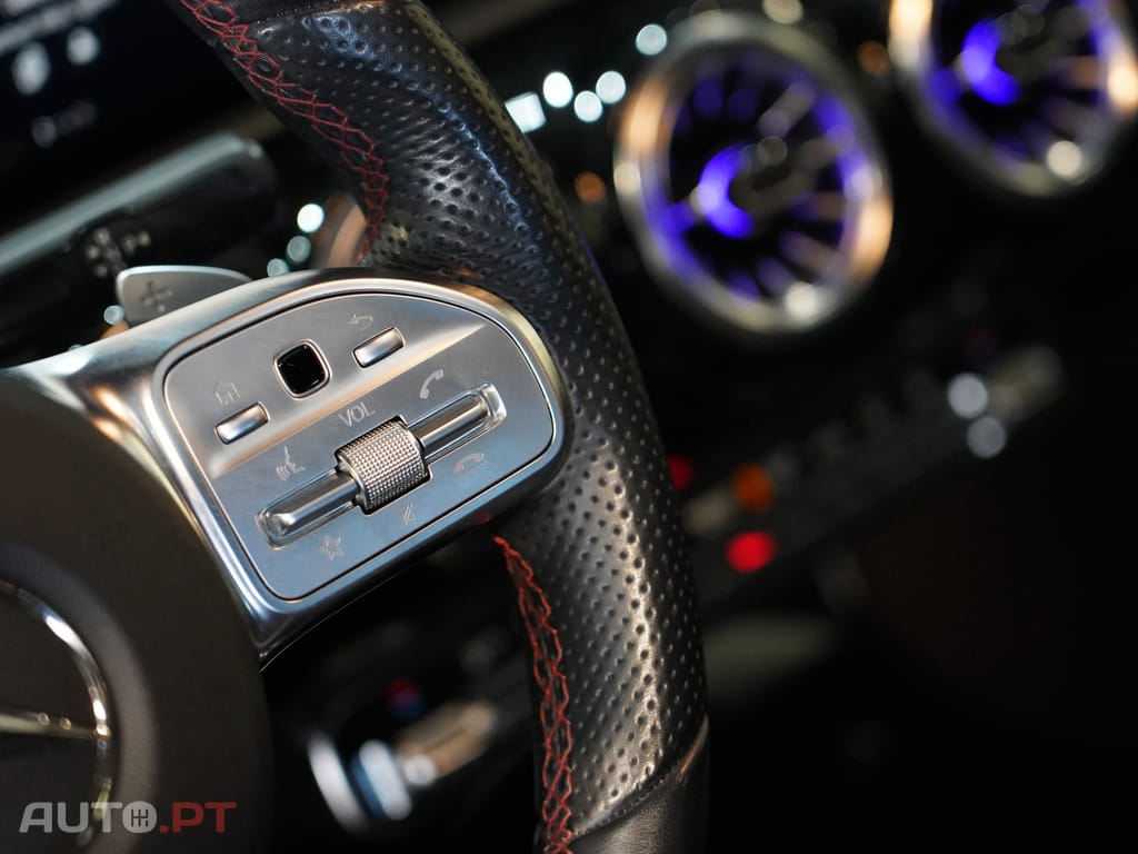 Mercedes-Benz A 250 AMG Line