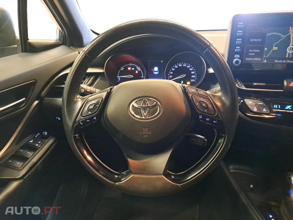 Toyota C-HR 1.8 Hybrid Dynamic Business