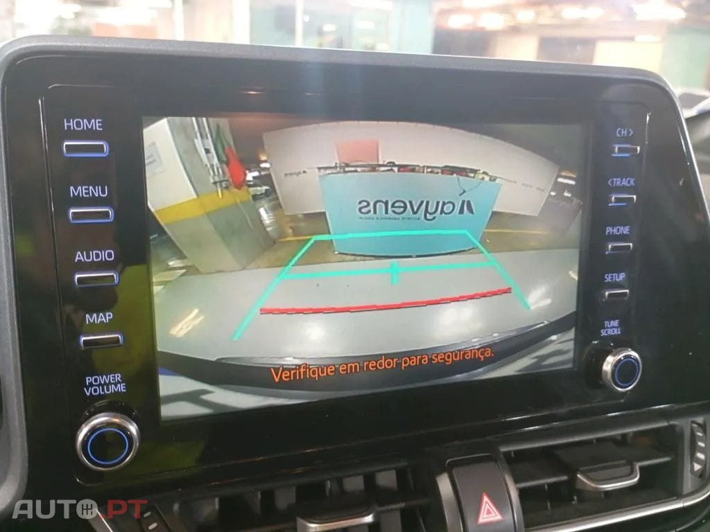 Toyota C-HR 1.8 Hybrid Square Collection