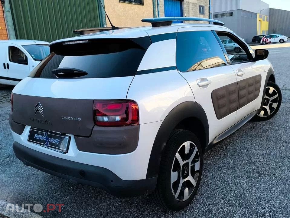 Citroen C4 Cactus 1.6 e-HDi Shine ETG6 92g