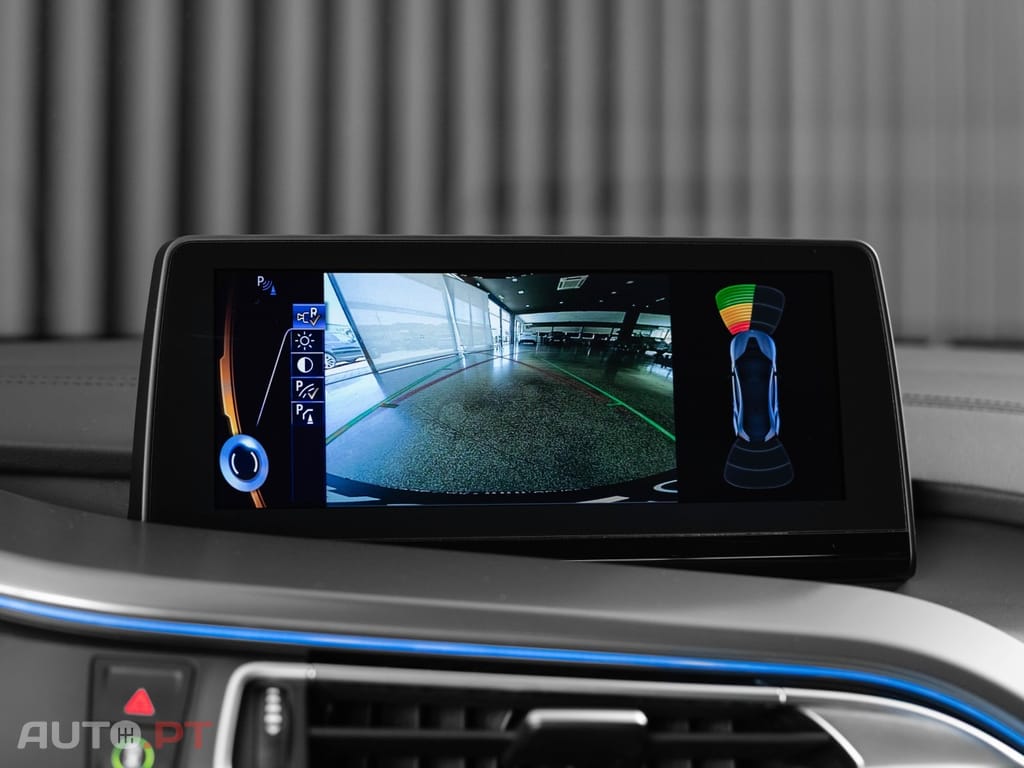 BMW i8 Standard