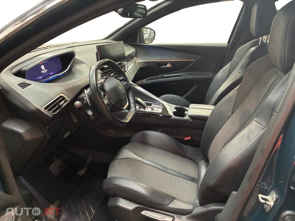 Peugeot 5008 1.5 BlueHDi Allure Pack EAT8