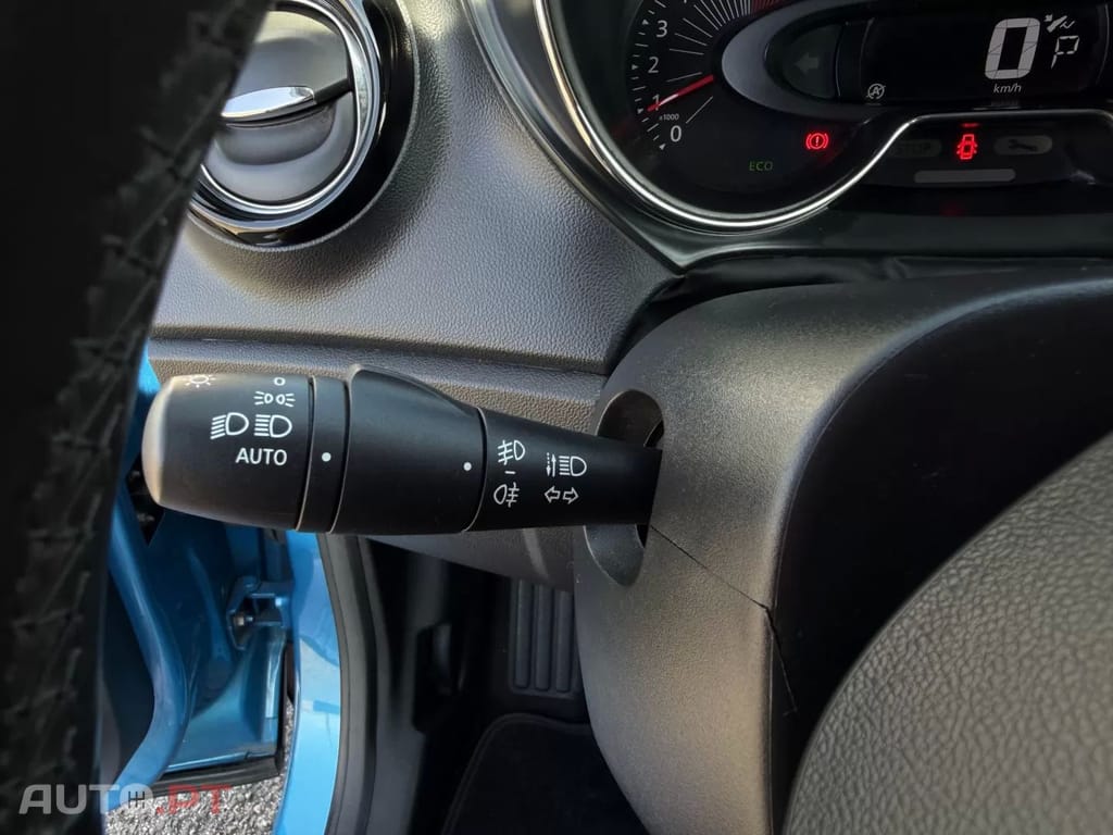 Renault Captur 1.2 TCe EDC Energy — fotografia 21