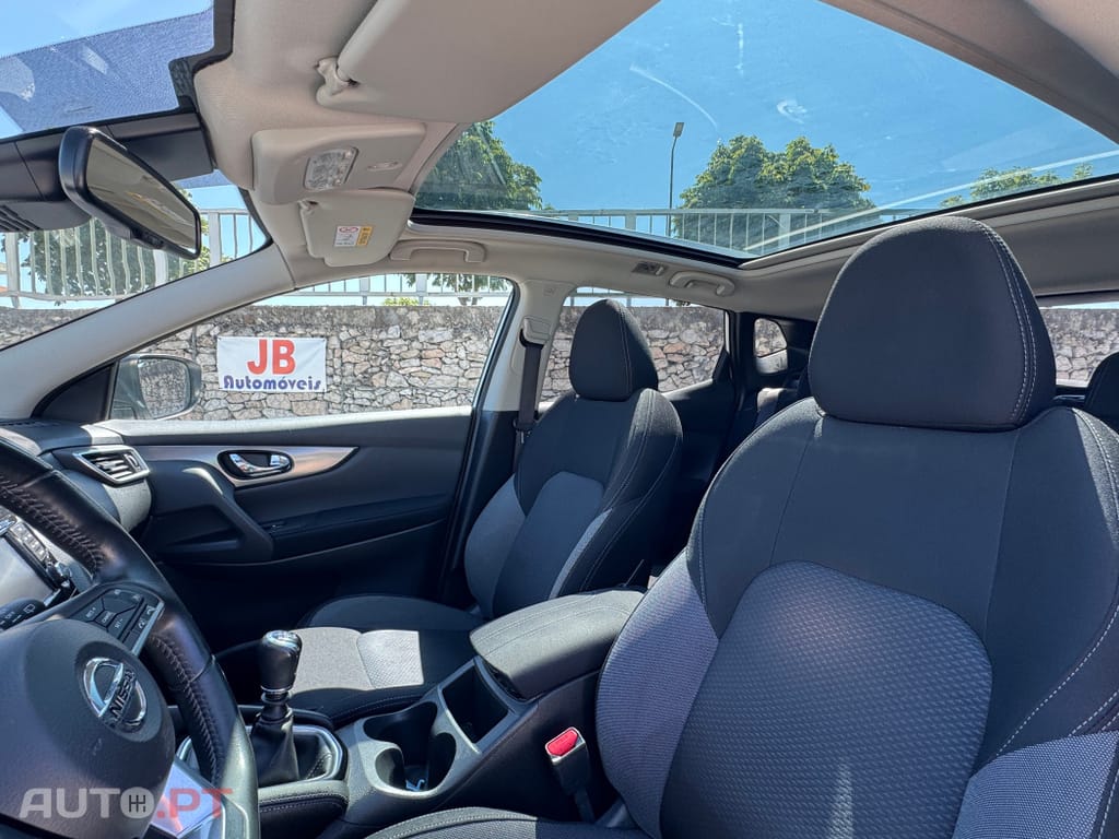 Nissan Qashqai 1.2 DIG-T N-Connecta