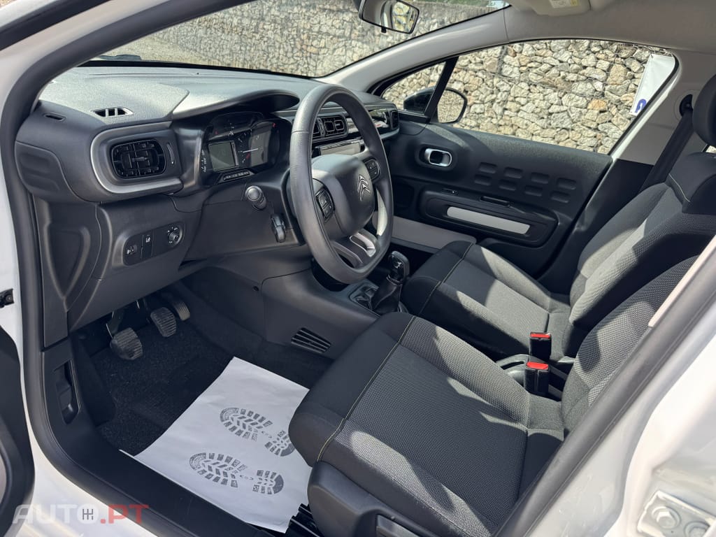Citroen C3 1.2 PureTech Graphic