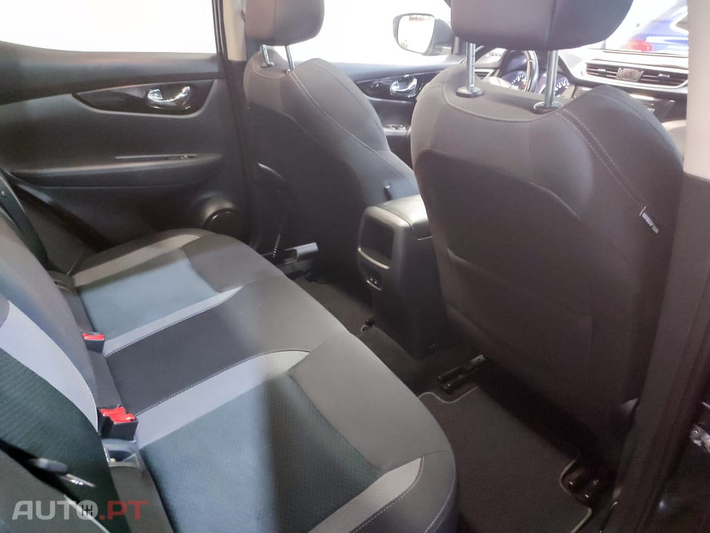 Nissan Qashqai 1.5 dCi N-Connecta Led