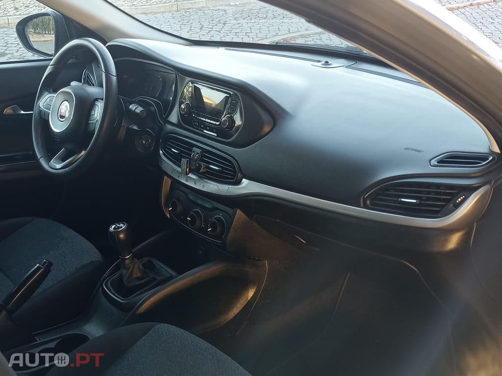 Fiat Tipo 1.3 M-Jet Lounge