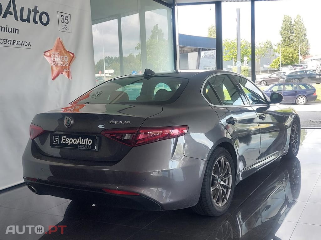 Alfa Romeo Giulia 2.2 D 
