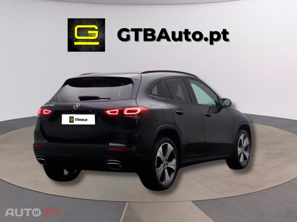 Mercedes-Benz GLA 250 I.V.A DEDUTIVEL e