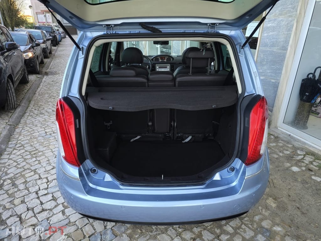 Lancia Musa 1.3 16V M-jet Platino DFN