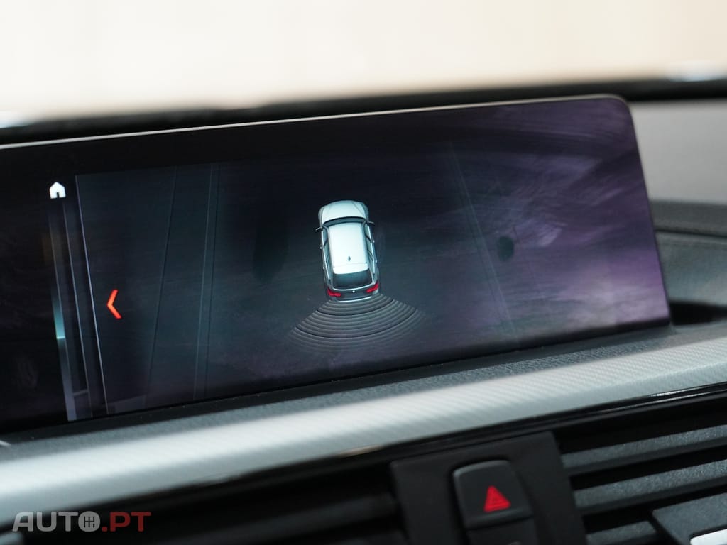 BMW 318 i Touring Pack M Auto