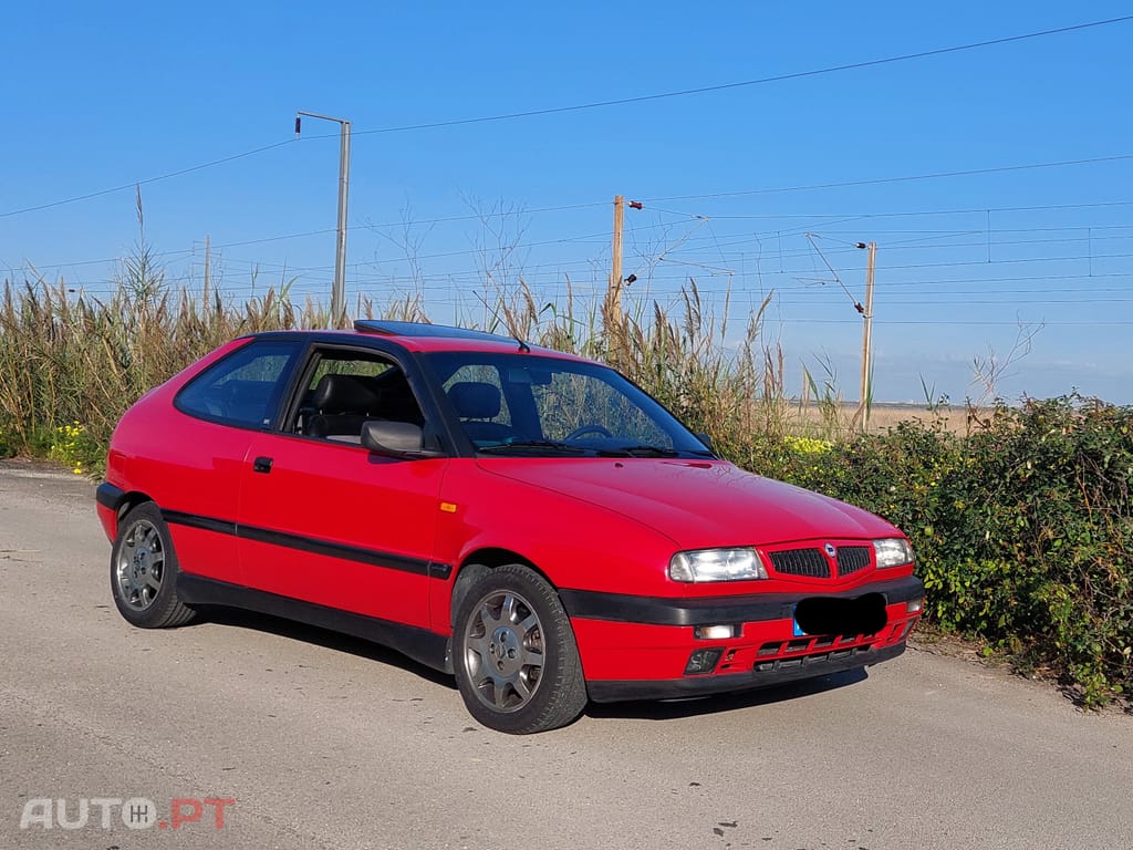 Lancia Delta 1.8 16v HPE - 130 Cvs