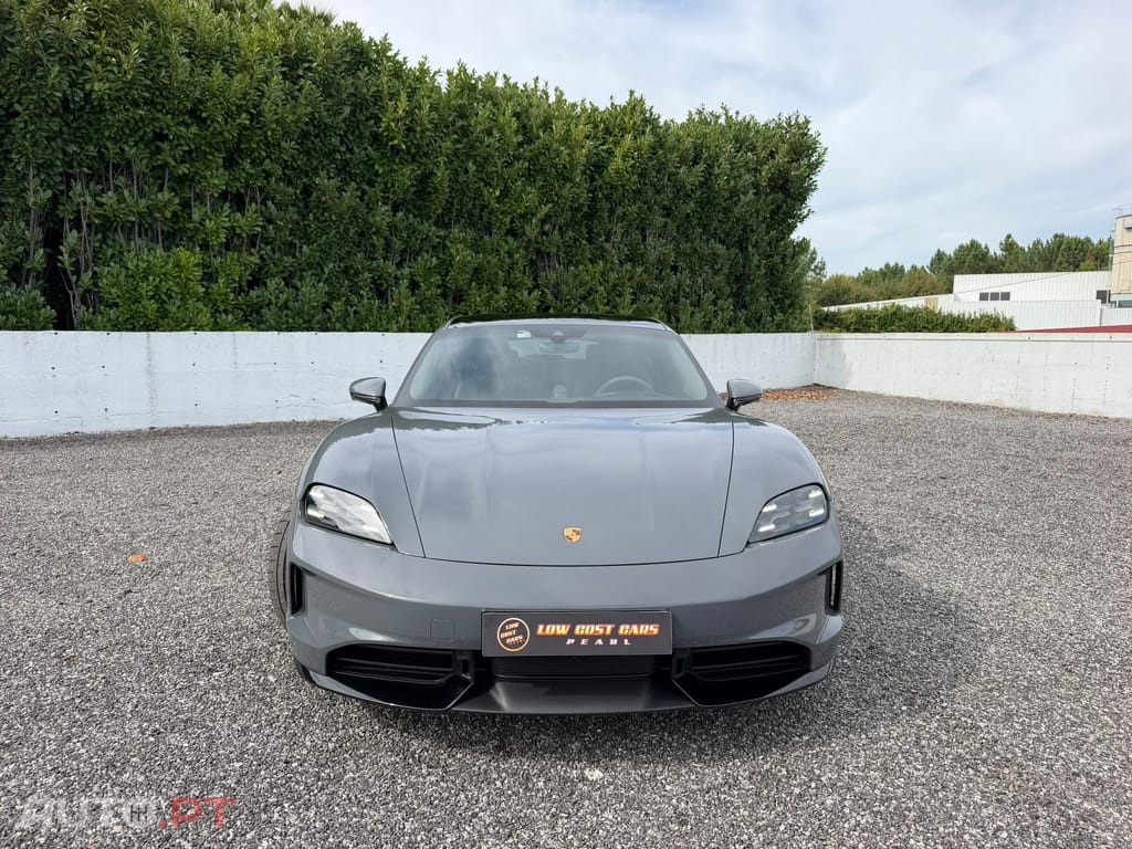 Porsche Taycan GTS