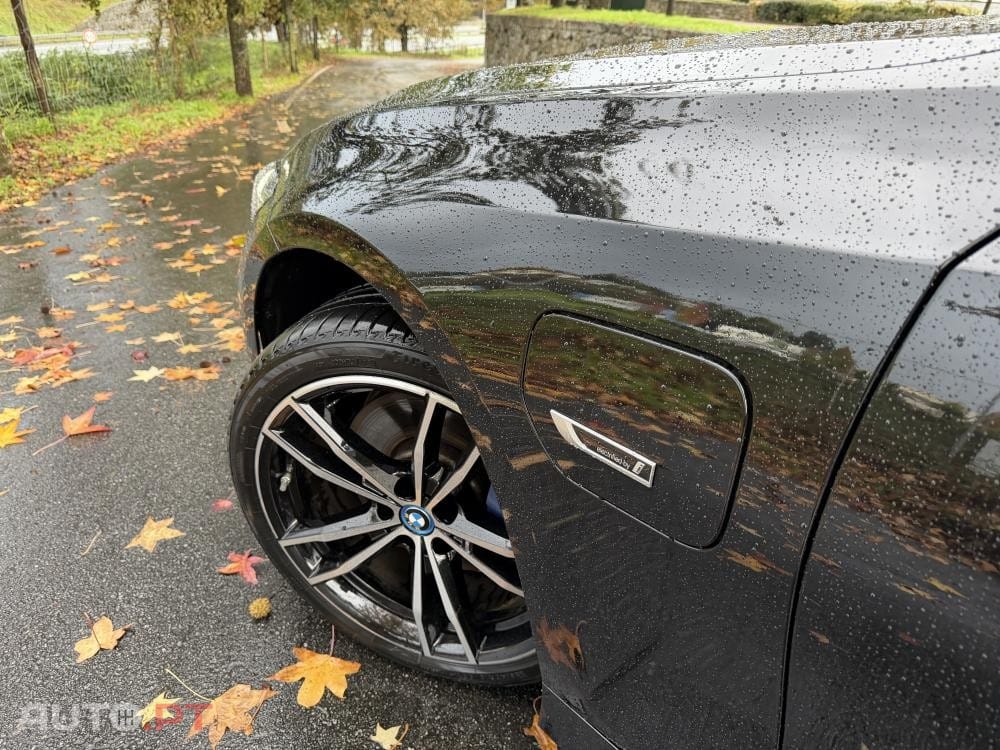BMW 330 e Pack 50 anos M Auto