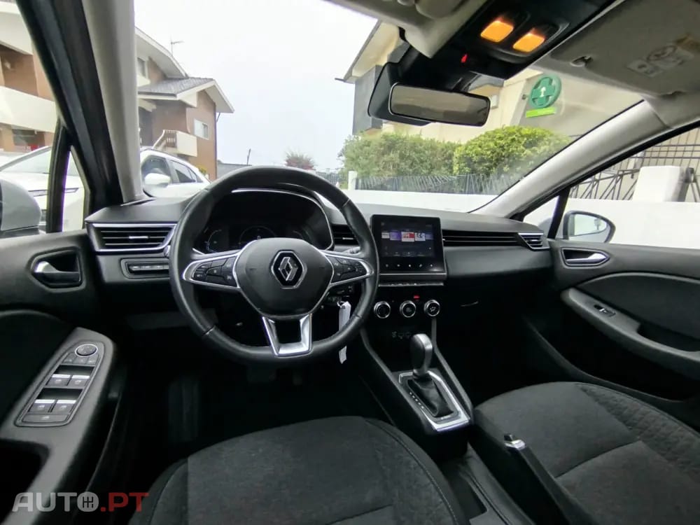Renault Clio 1.6 E-Tech Full Hybrid Techno