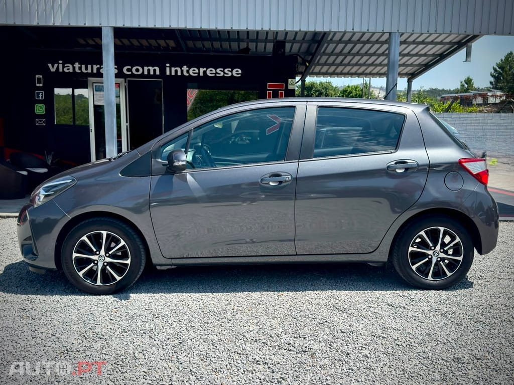 Toyota Yaris 1.0 VVT-I CONFORT