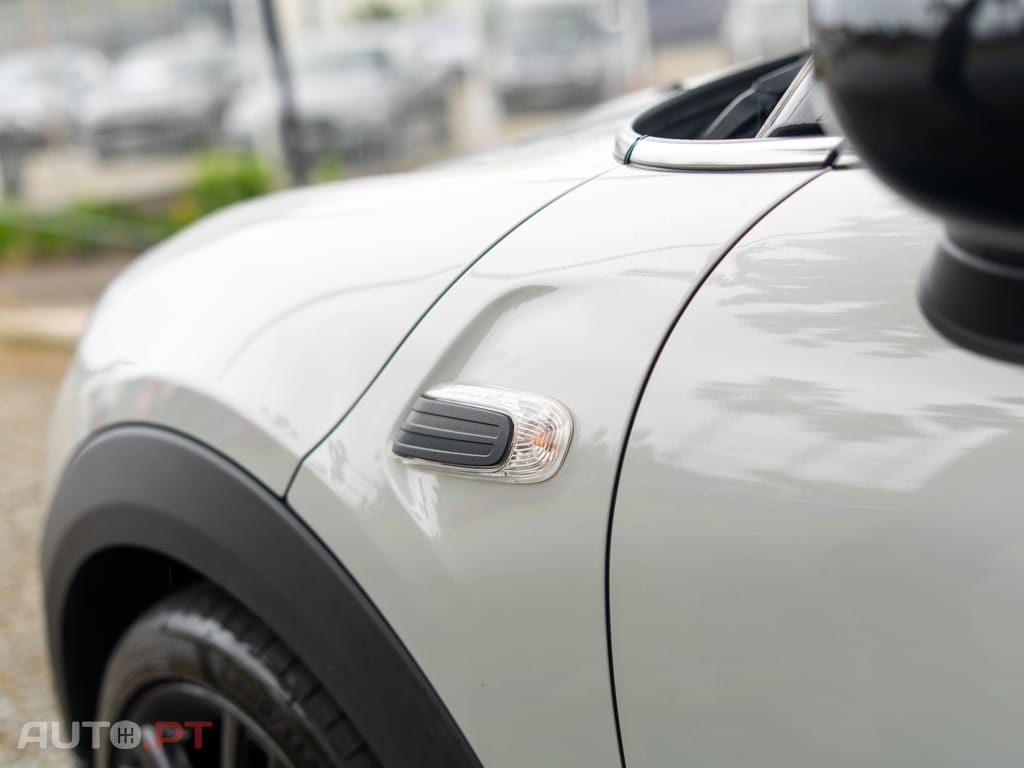 MINI Cooper Cooper Premium JCW Auto