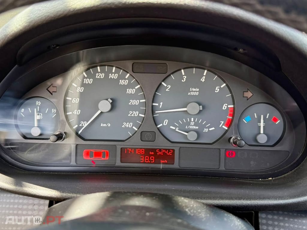 BMW 320 i Cabrio 6 Cilindros