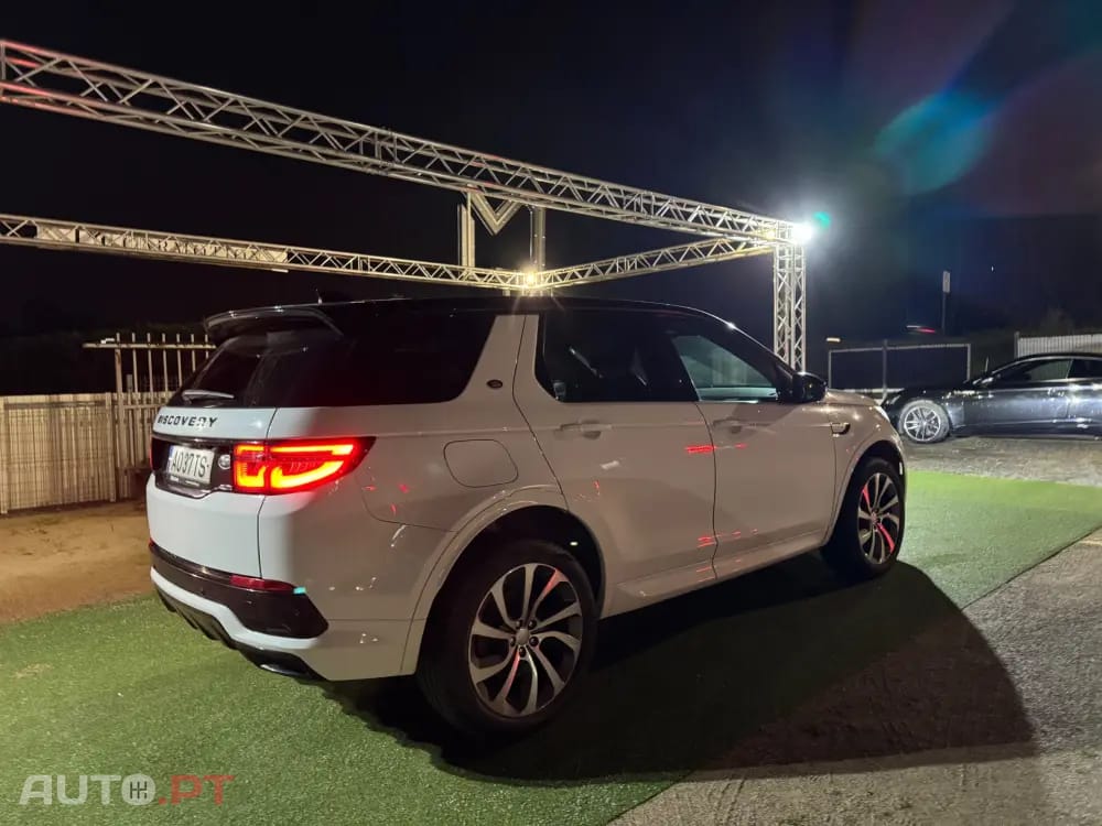 Land Rover Discovery Sport 2.0 D165 R-Dynamic S