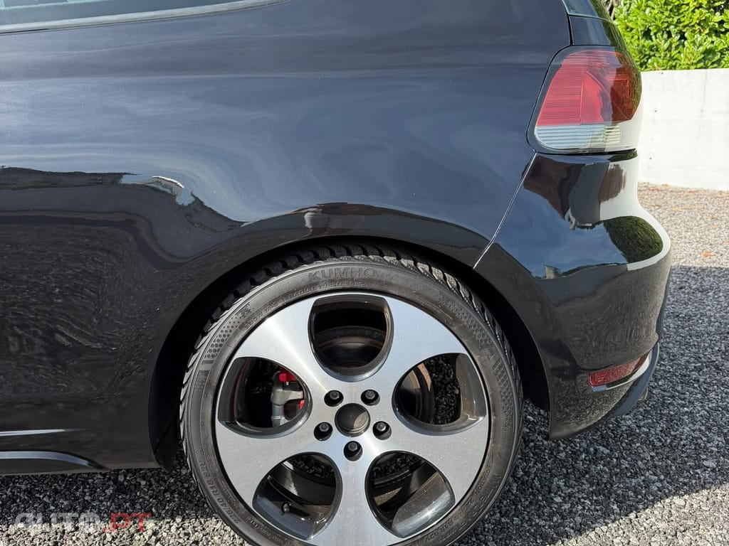 Volkswagen Golf 2.0 TSi GTi