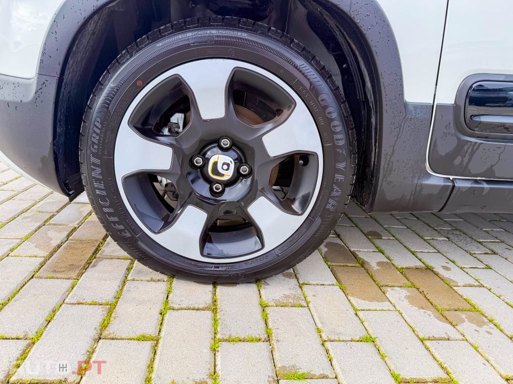 Fiat Panda Pandina 1.0 Hybrid Icon