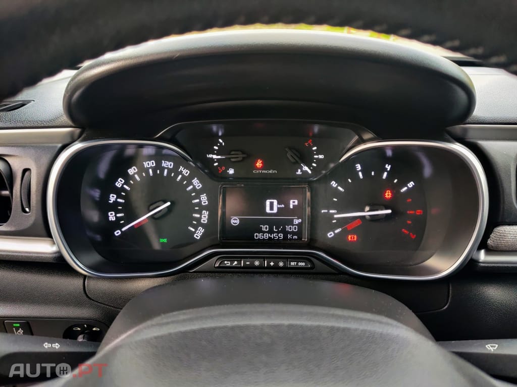 Citroen C3 1.2 PureTech Shine EAT6