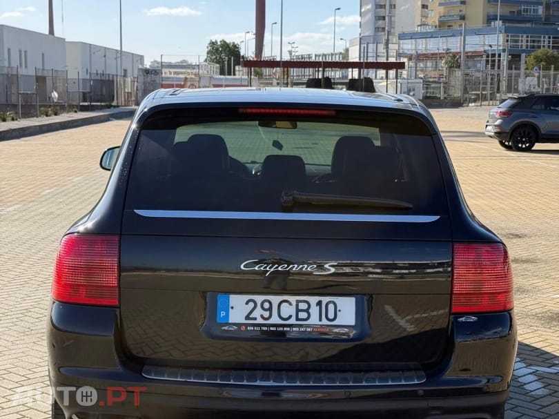 Porsche Cayenne S Tiptronic